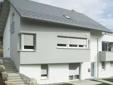 Volet roulant solaire ou électrique : lequel choisir en rénovation ?